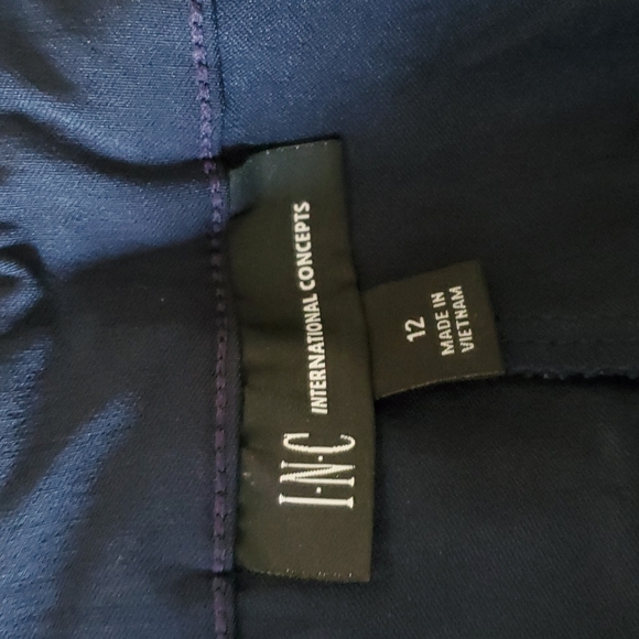 INC by Macy's Lace Inset Crop Legging - Picture 3 of 5